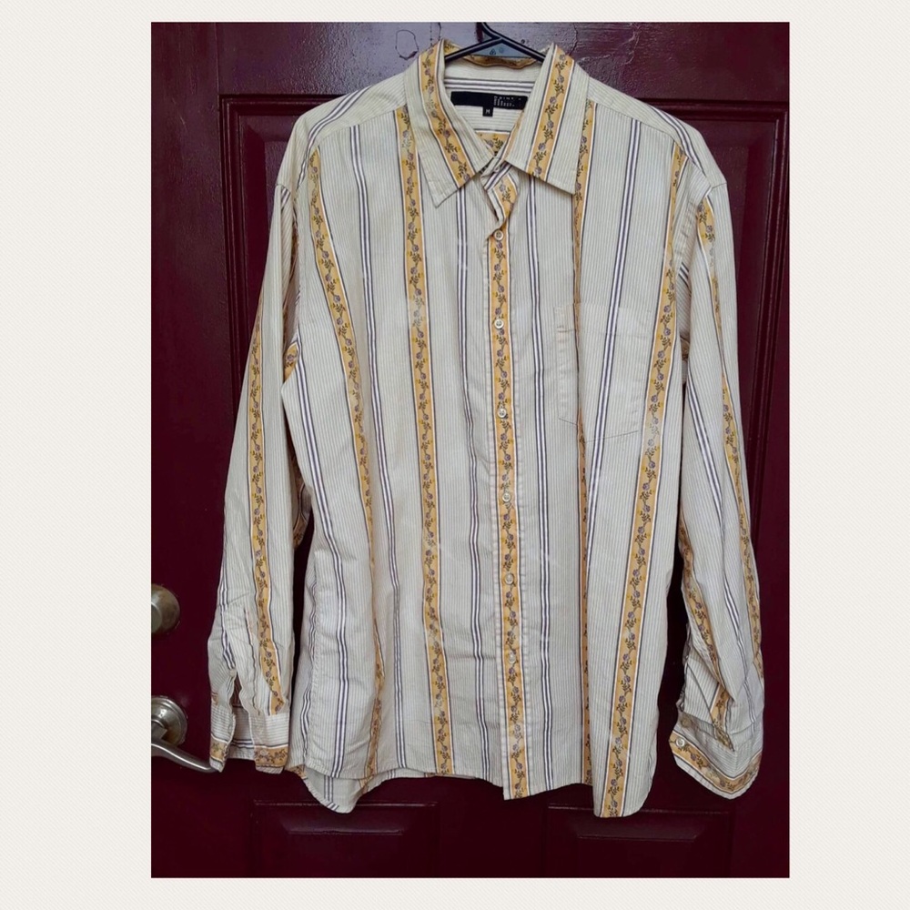 Point X Size Medium Long Sleeve Button Down